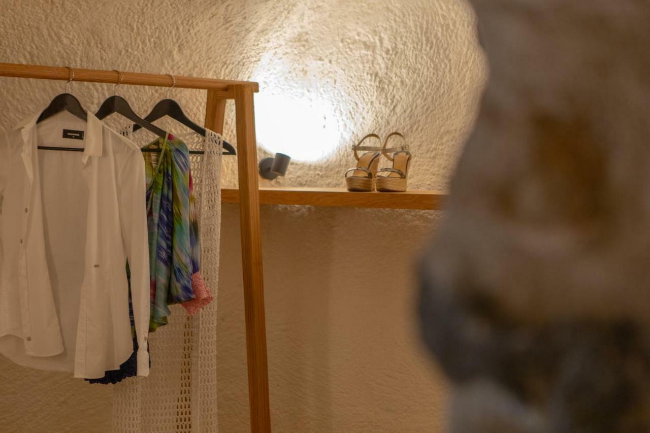 Nalas Suites Emporio  Buitenkant foto