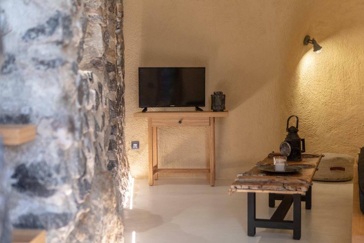 Nalas Suites Emporio  Buitenkant foto