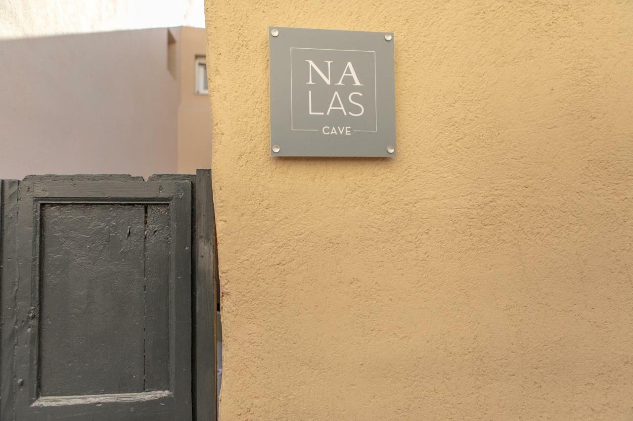 Nalas Suites Emporio  Buitenkant foto