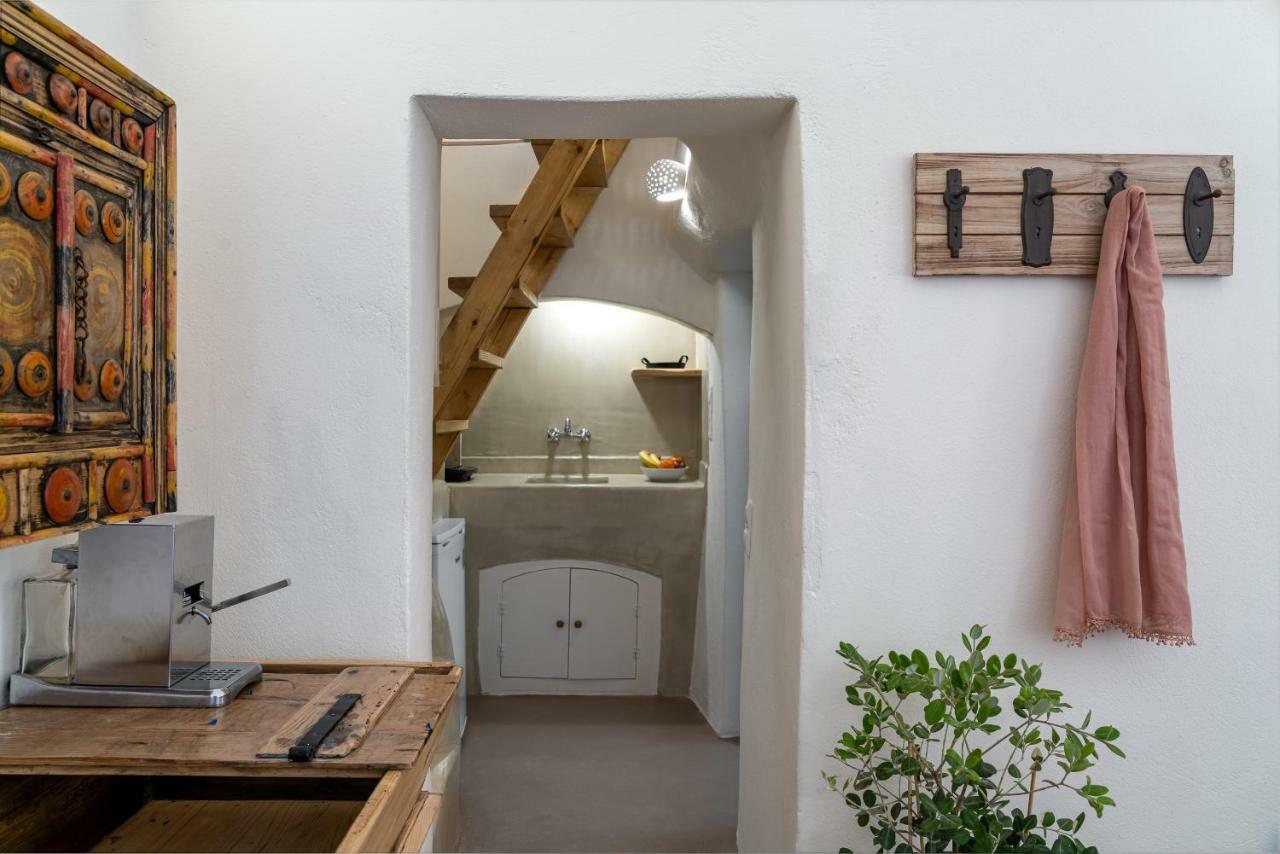 Nalas Suites Emporio  Buitenkant foto