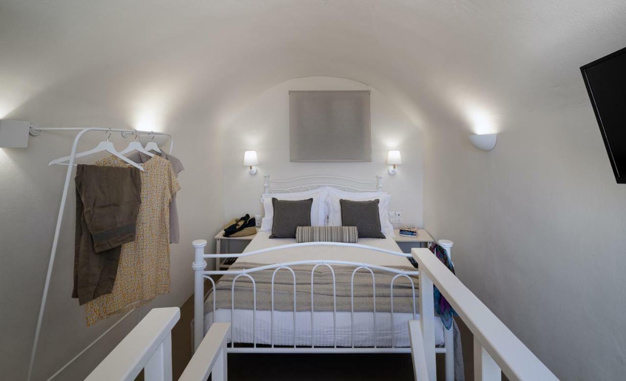 Nalas Suites Emporio  Buitenkant foto