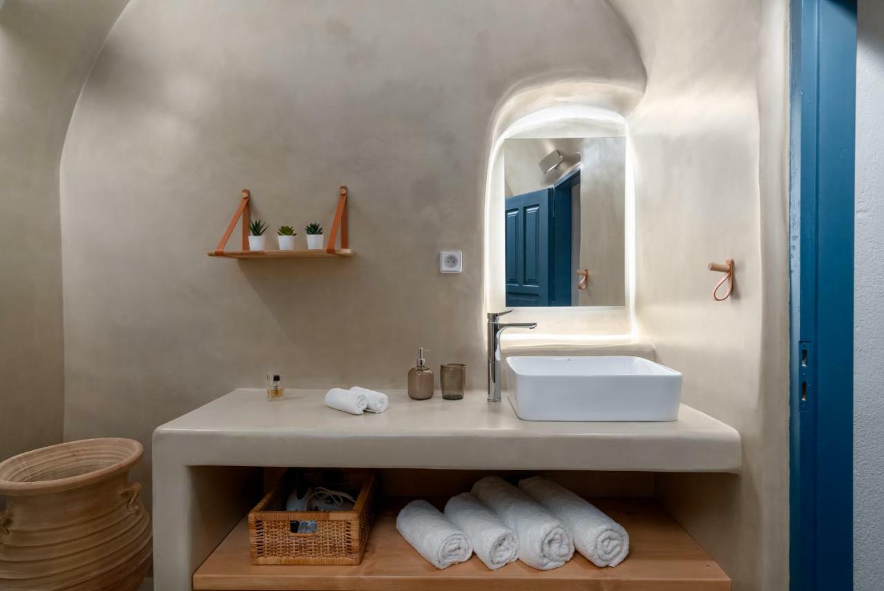 Nalas Suites Emporio  Buitenkant foto