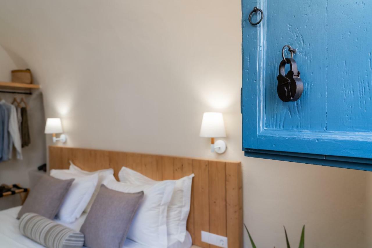 Nalas Suites Emporio  Buitenkant foto