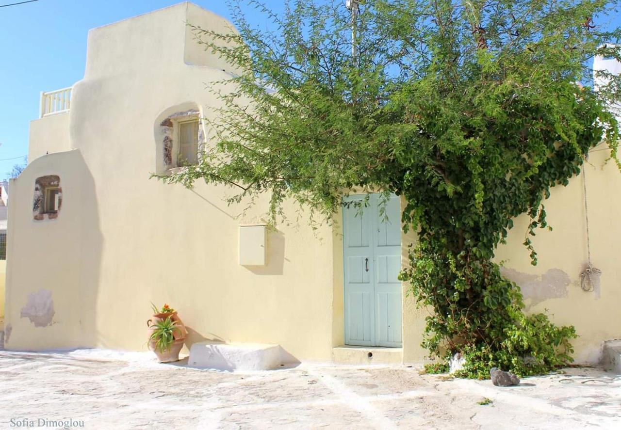 Nalas Suites Emporio  Buitenkant foto