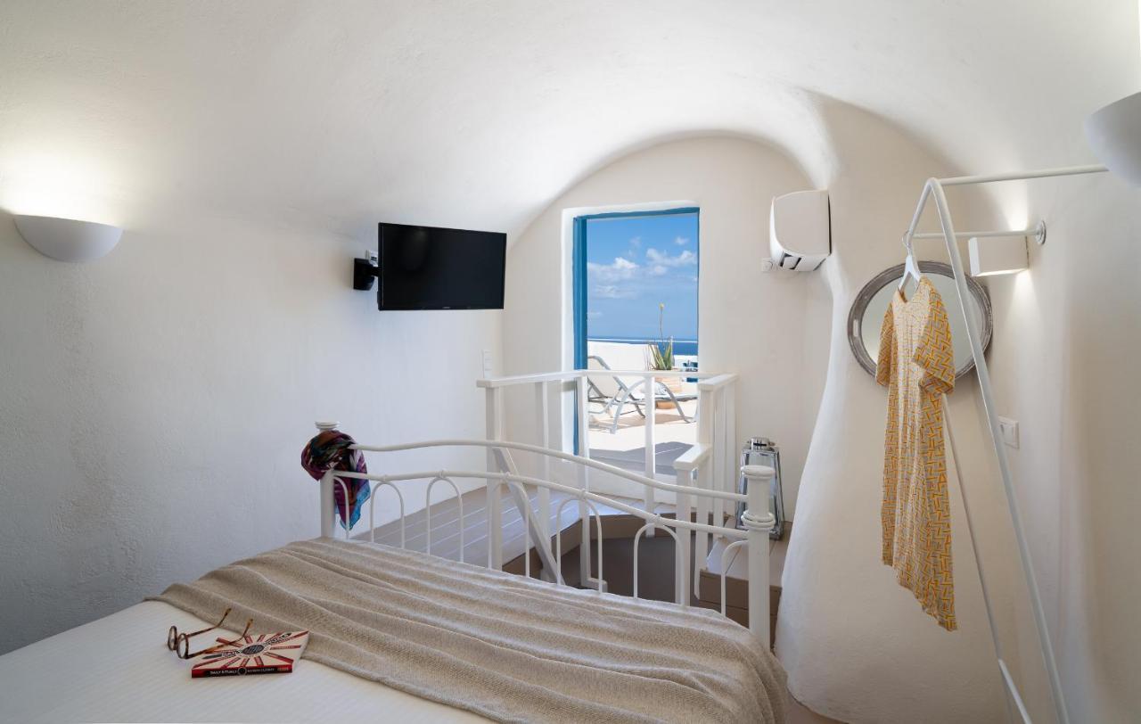 Nalas Suites Emporio  Buitenkant foto